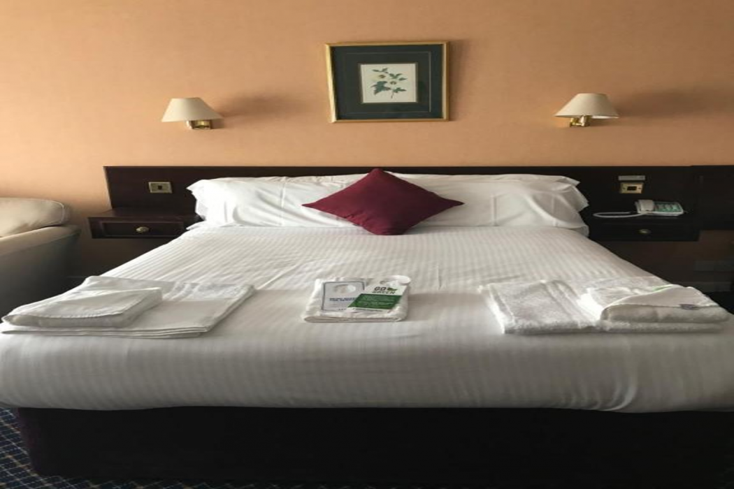 Croit Anna Hotel 5/8