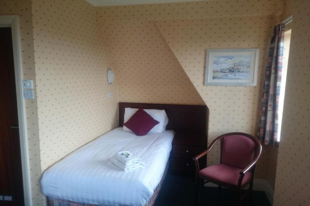 Cumberland Hotel 3/11