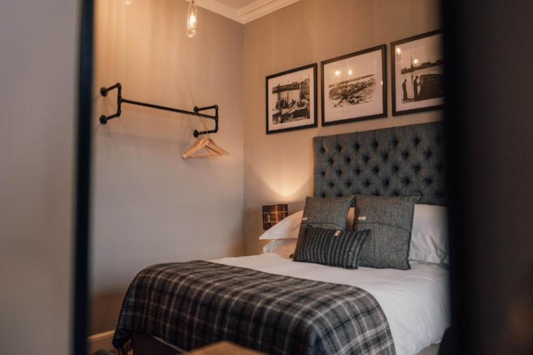 Kirkwall Hotel 4/16