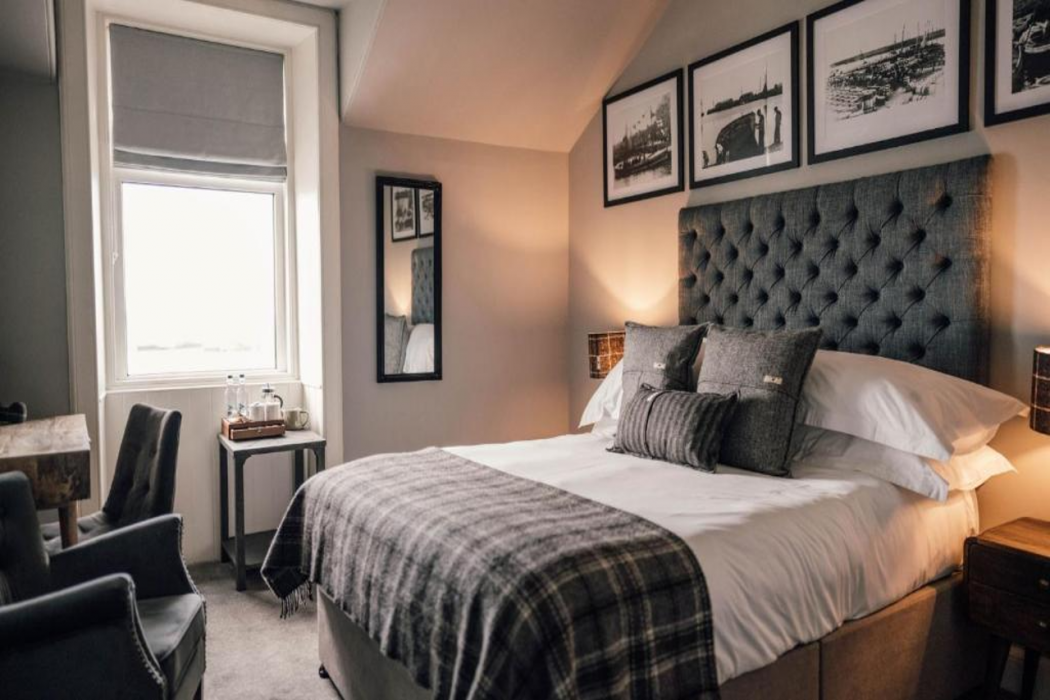 Kirkwall Hotel 2/16