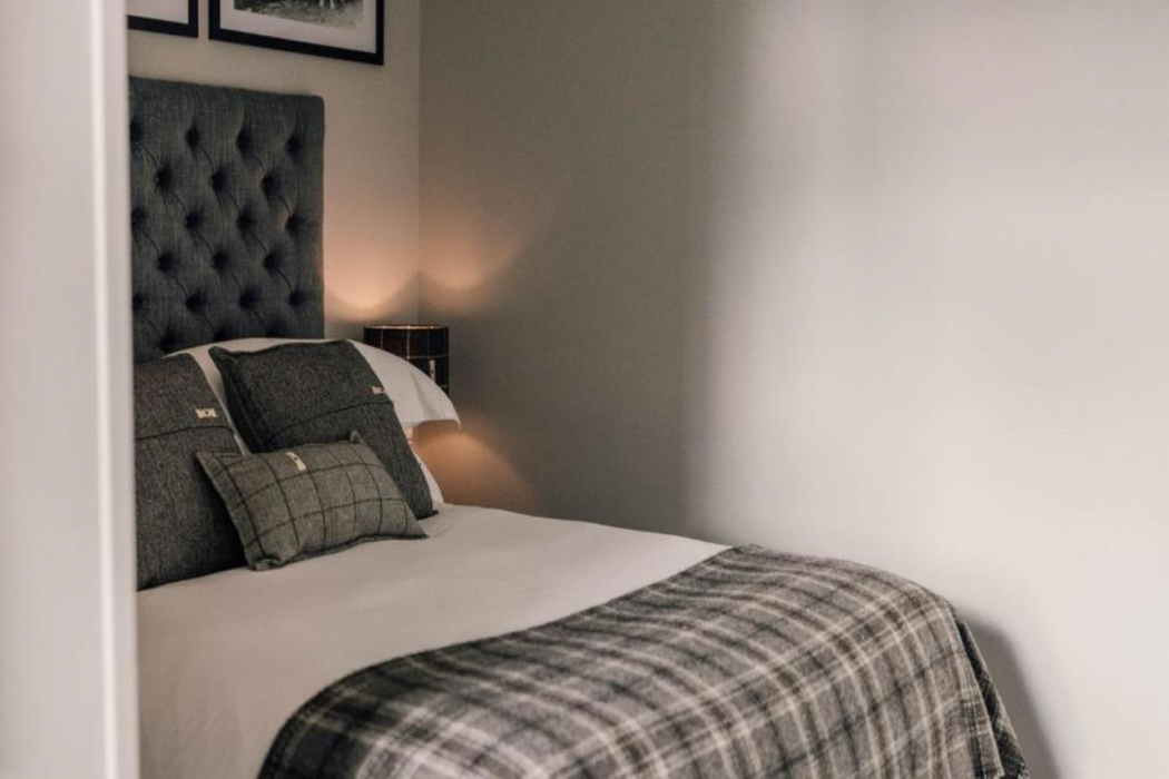 Kirkwall Hotel 3/16
