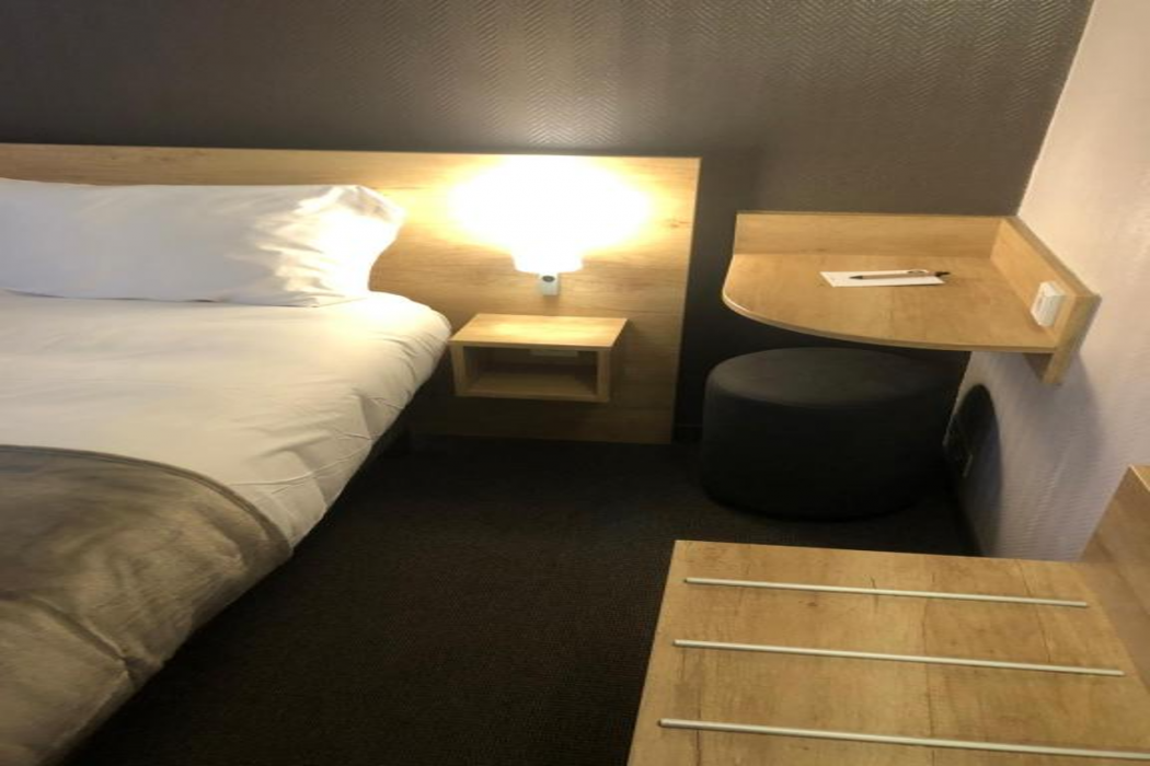 Hotel Wood Inn Merignac 13/52