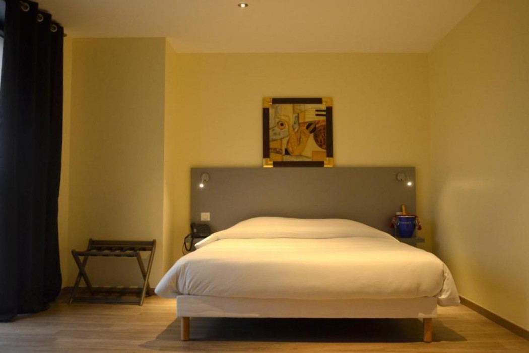 Le Grand Hotel 9/45