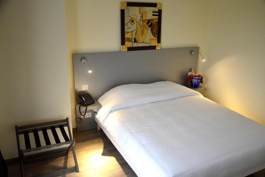 Le Grand Hotel 10/45