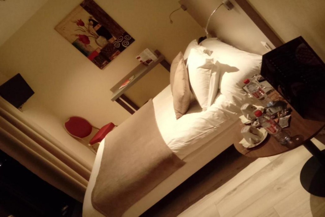 Le Grand Hotel 12/45
