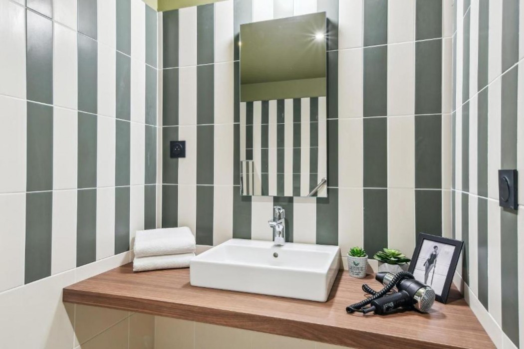 JOST Hotel Montpellier Centre St Roch 8/58