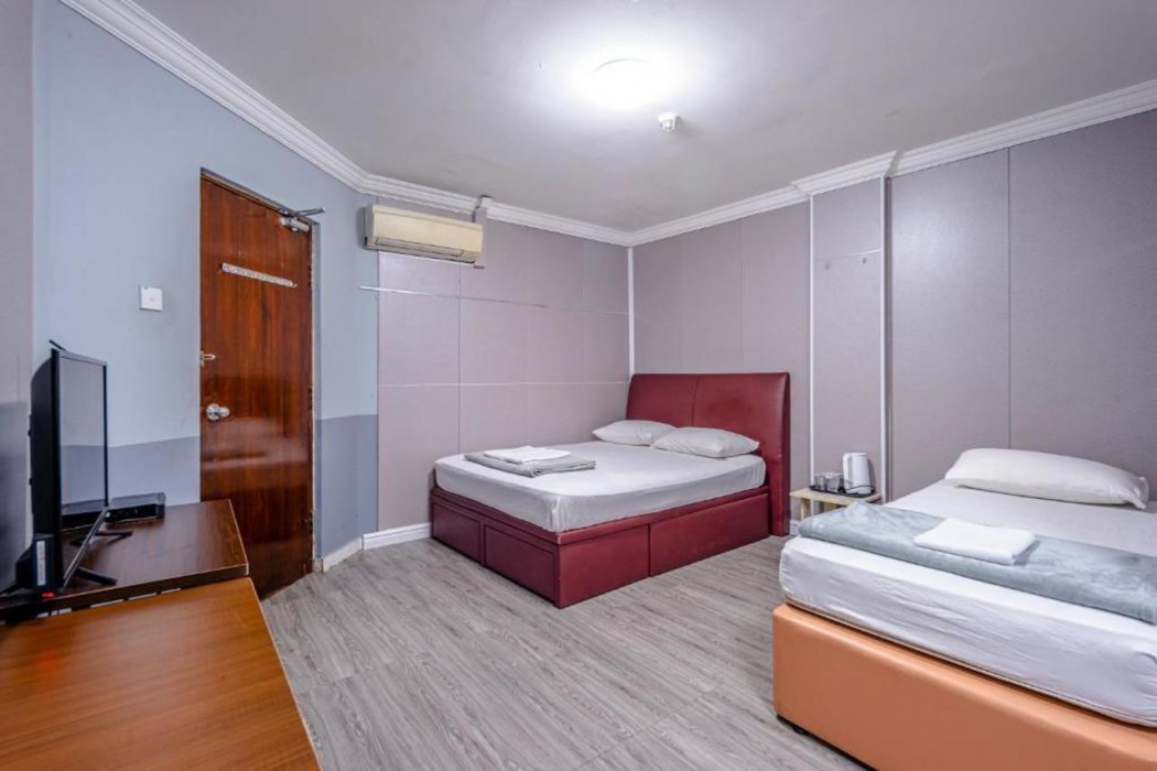 K HOTEL 8 17/56