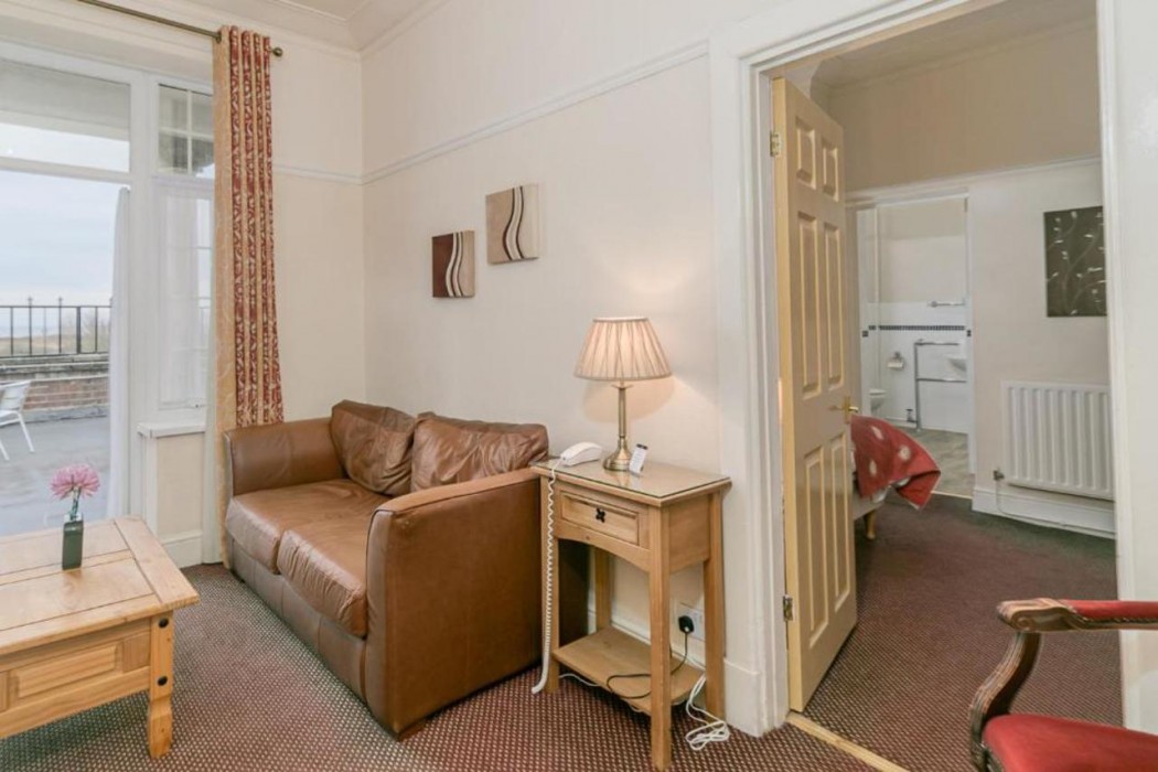 Skegness OYO Royal Hotel 11/60