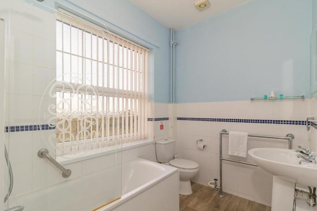 Skegness OYO Royal Hotel 17/60