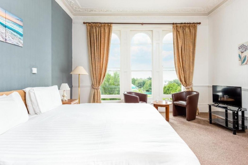 Abbey Lawn Hotel 8/64