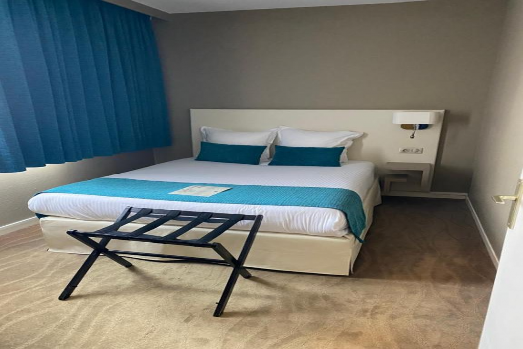 Hotel Normandy 7/58