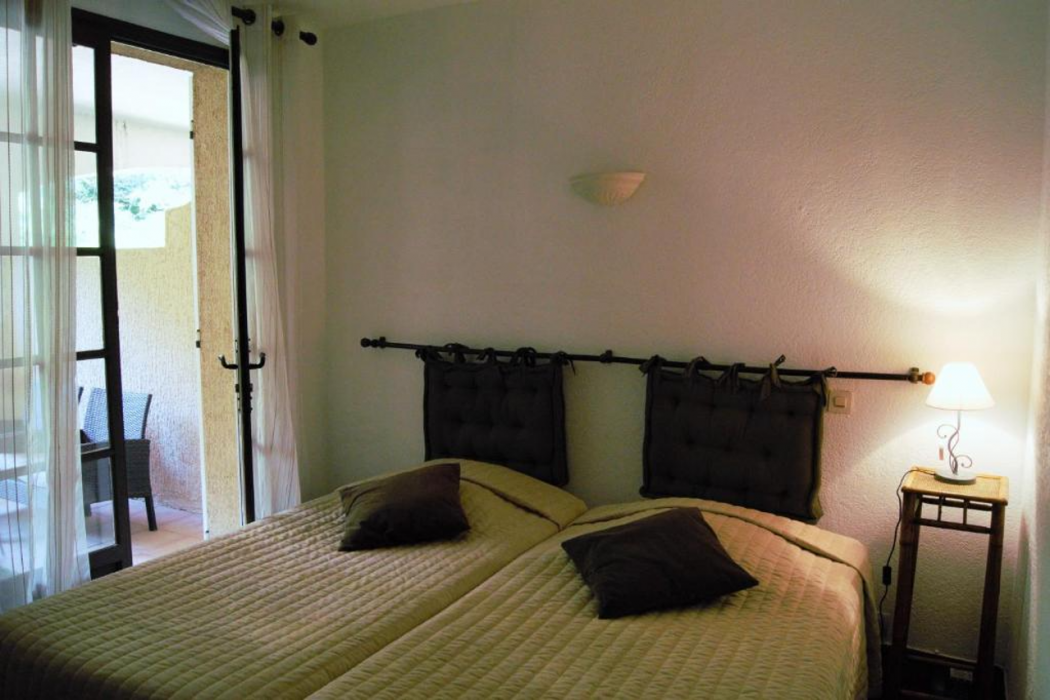 Human Hotel Residence 6/42