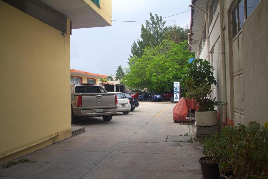 OYO Hotel Trigos De Oro San Luis Teolocholco Park in Teolocholco