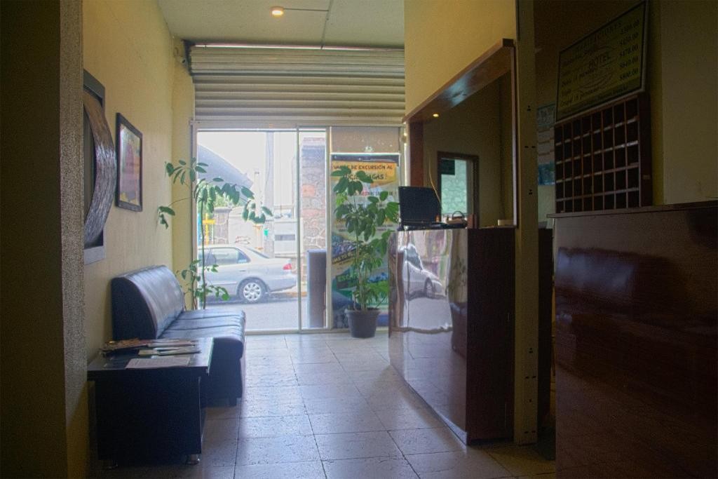 OYO Hotel Trigos De Oro San Luis Teolocholco Park 8/42
