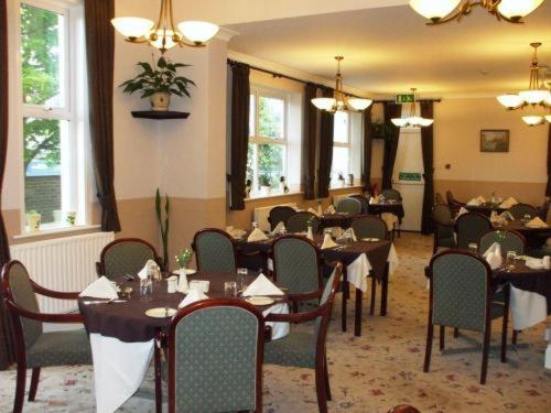 Lauriston Hotel 41/60