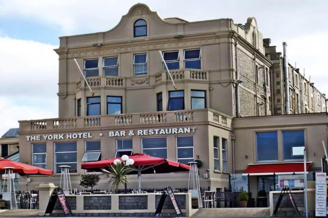 The York Hotel 1/49