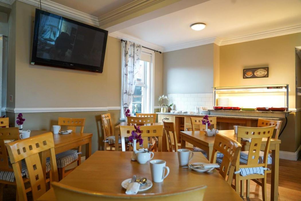 The Royal Hotel 28/54