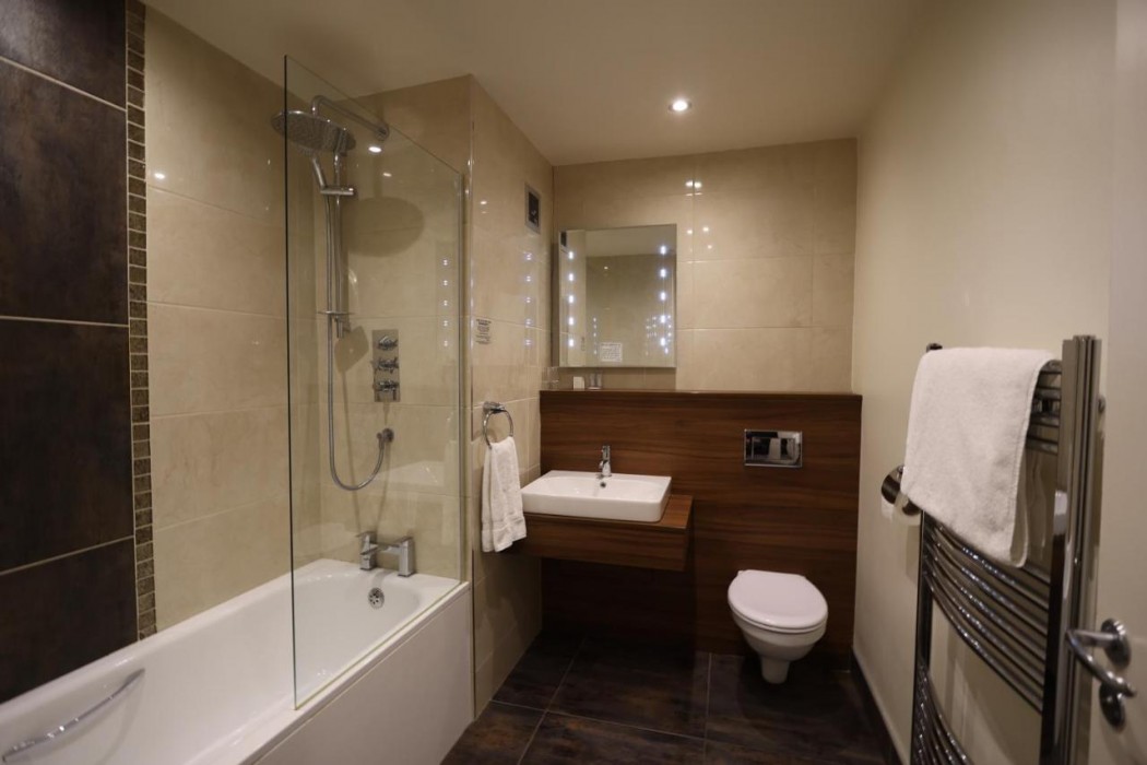 Glenavon House Hotel 9/57