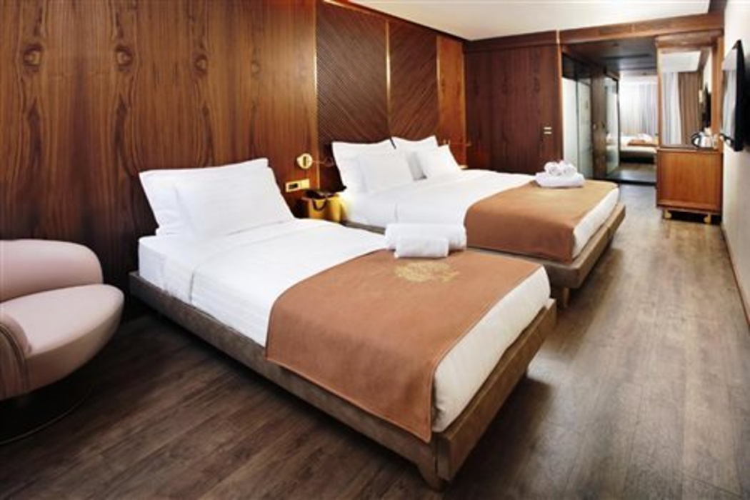 Kate Hotel Special Class 12/64
