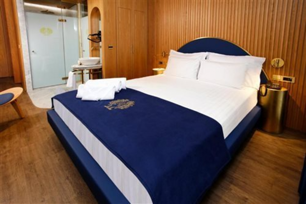 Kate Hotel Special Class 15/64