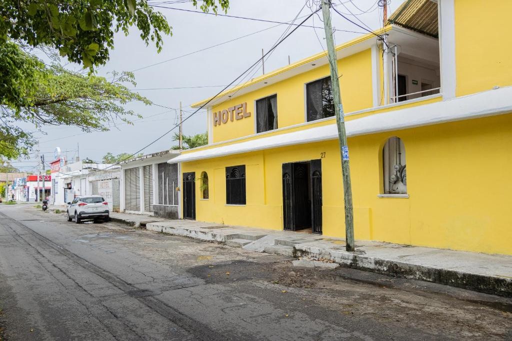 OYO Hotel Marias Aeropuerto Internacional de Chetumal
