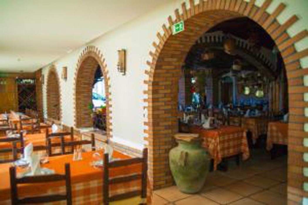 Alambique Hotel Resort and Spa 24/60