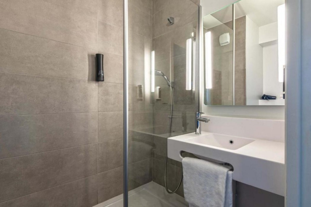 B&B HOTEL Landerneau Bois Noir 11/31