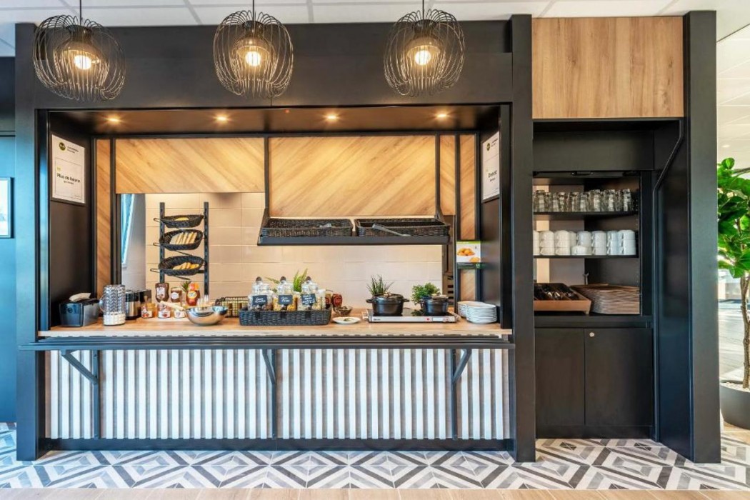 B&B HOTEL Landerneau Bois Noir 18/31