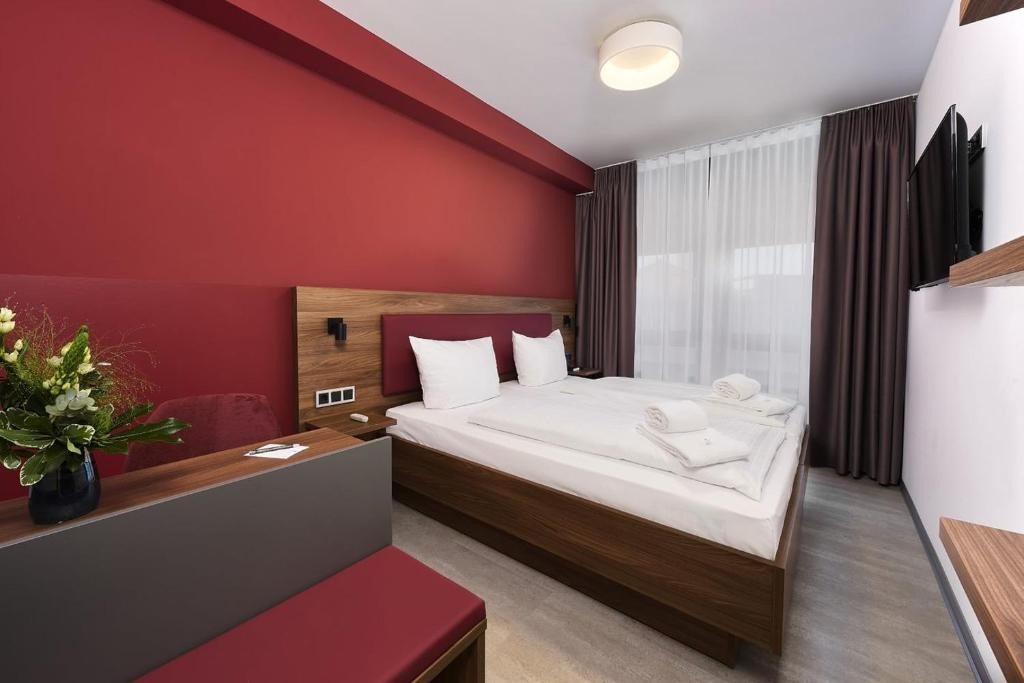 TOP Hotel Rhoenkitz 12/17