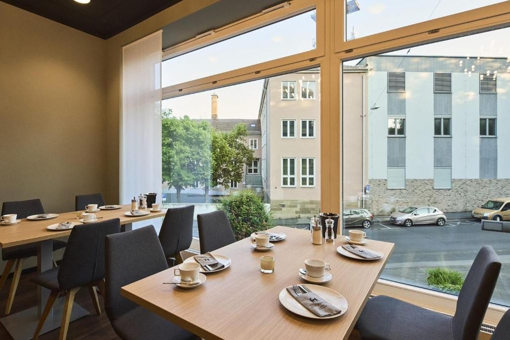 TOP Hotel Rhoenkitz 15/17