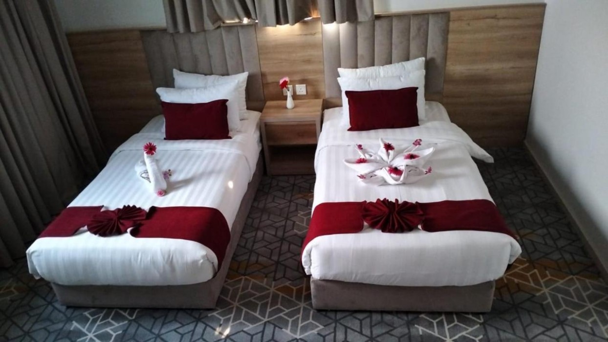 Golden New Um Al Qoura