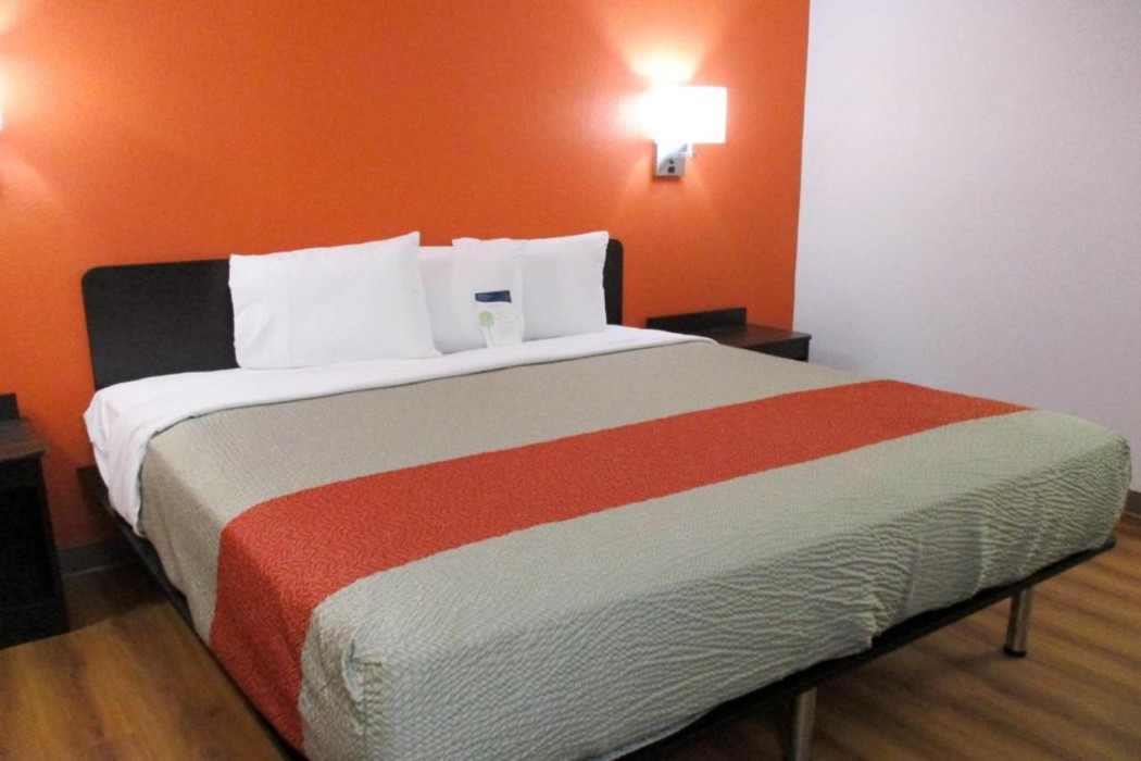 Motel6 Odenton, MD - Fort Meade 12/40