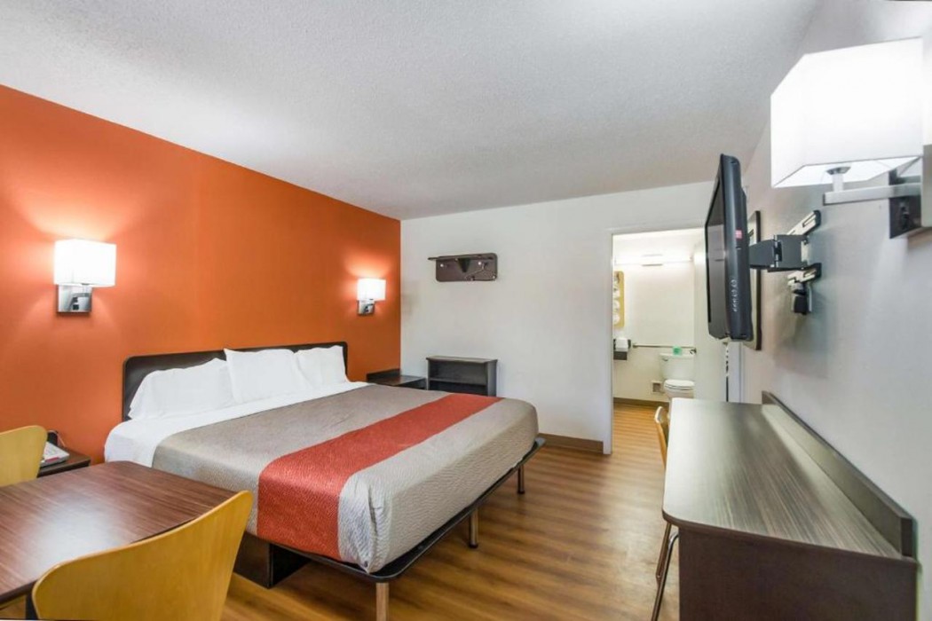 Motel6 Odenton, MD - Fort Meade 11/40