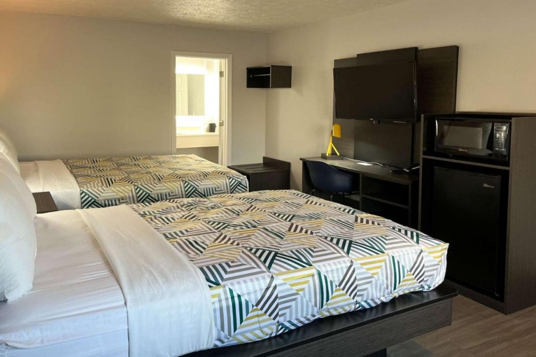Motel6 Lafayette, IN 8/29