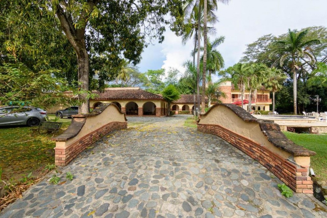 Finca Hotel Guadalupe 1/58
