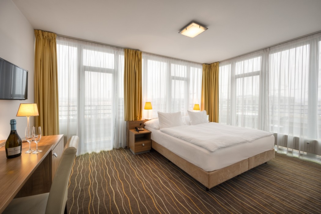Akcent Hotel 21/67