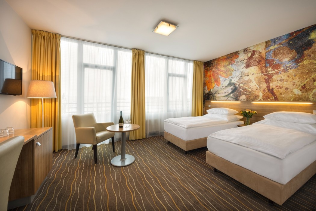 Akcent Hotel 14/67