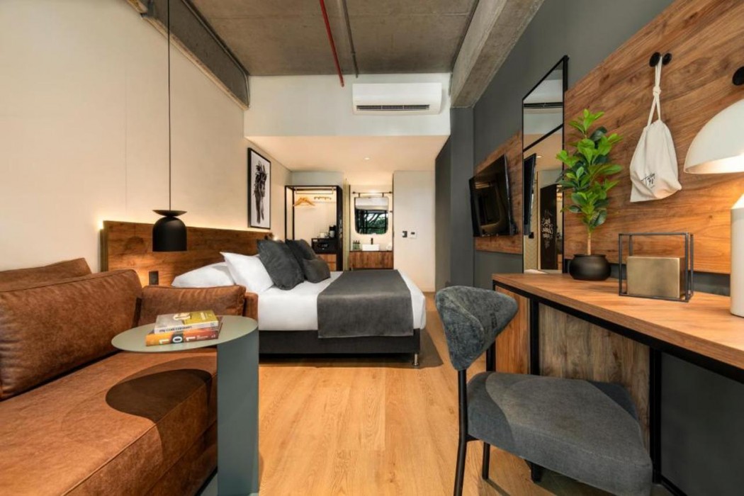 Hashtag 98 Hotel 13/55