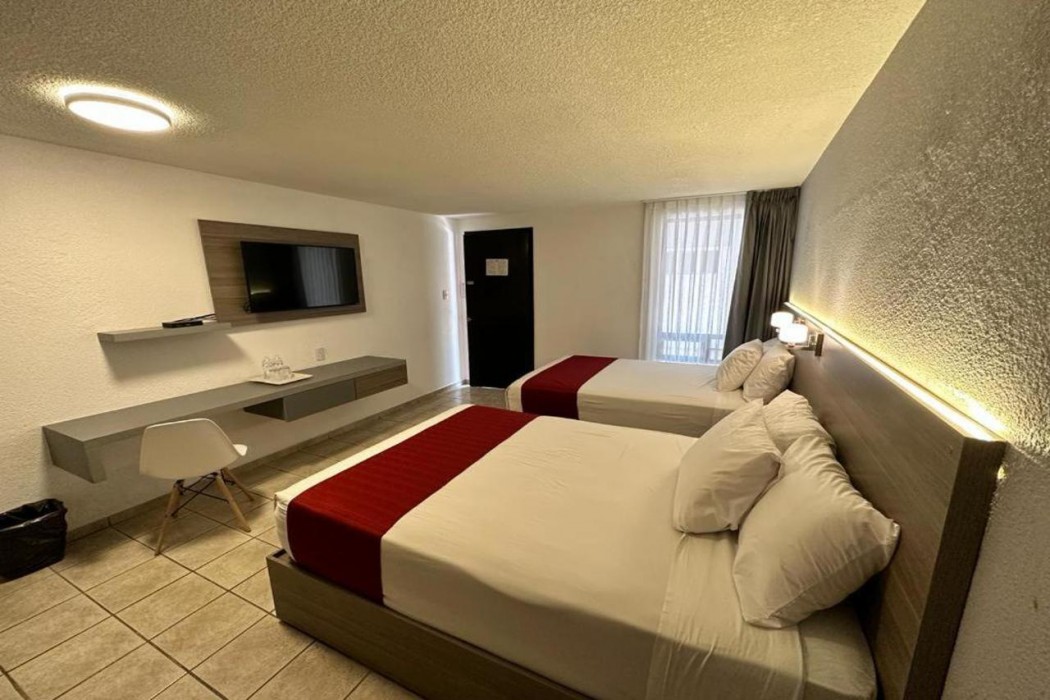 Hotel Beddo Queretaro Express 7/12