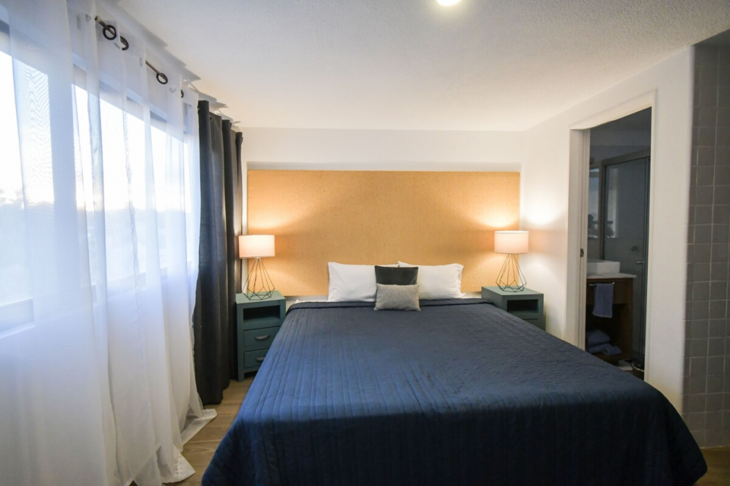 Expo Satelite Hotel and Suites 12/58