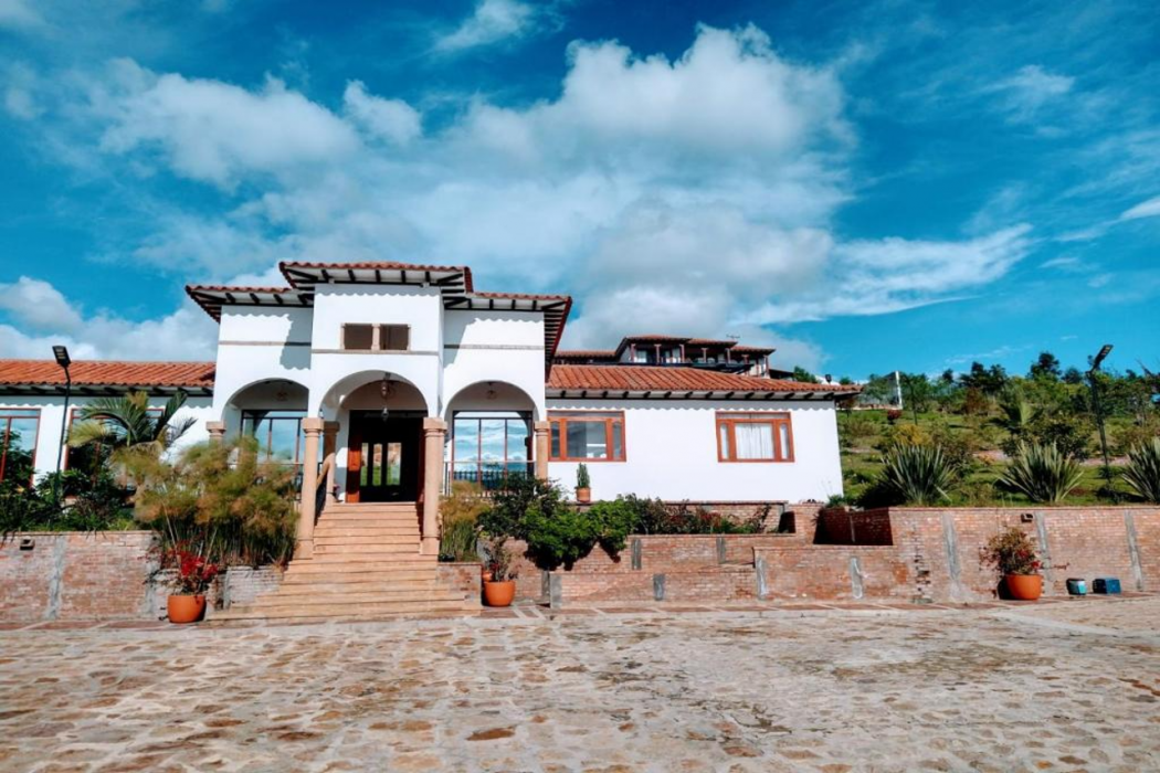 Hotel Campestre Cordillera de Los Andes 1/58