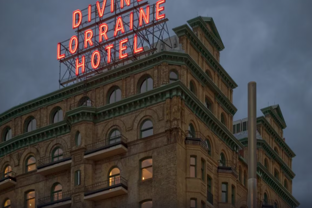 Mint House at The Divine Lorraine Hotel – Philadelphia 17/66