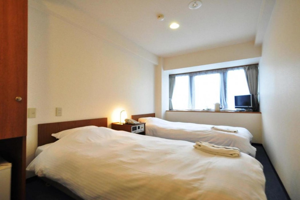 Hotel Koshien 12/37
