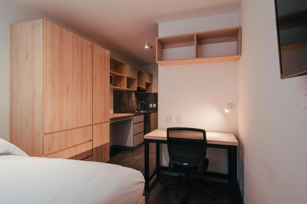 UMA Suites Chia 11/57