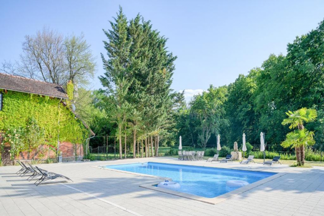 Le Petit Chateau de Barbizon au Bois du Mee 30/61