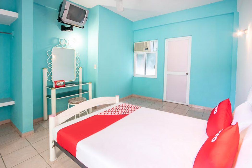 OYO Hotel Estacion 16/42