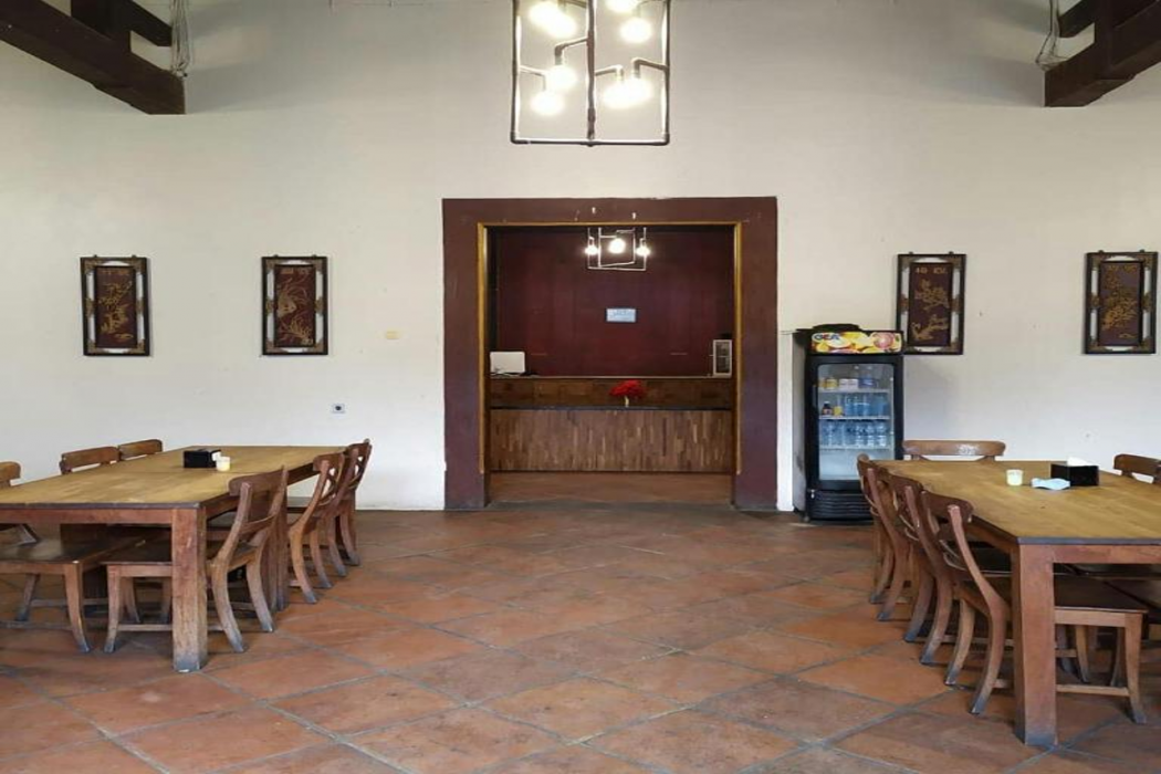 Antika Hotel 8/50