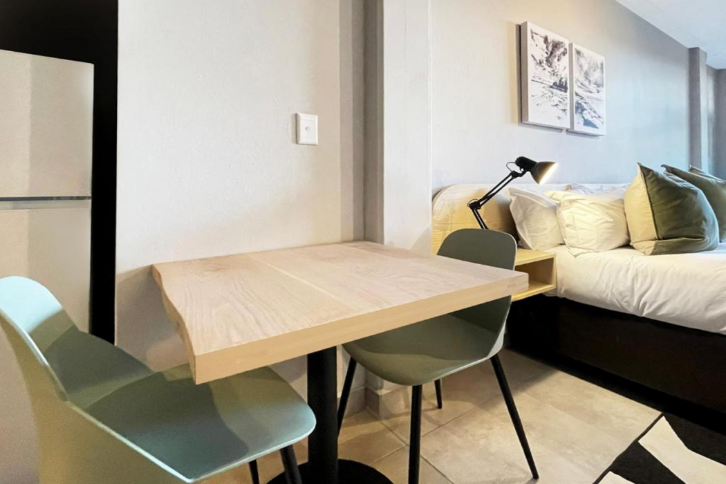 The Circa Aparthotel by Totalstay 13/45