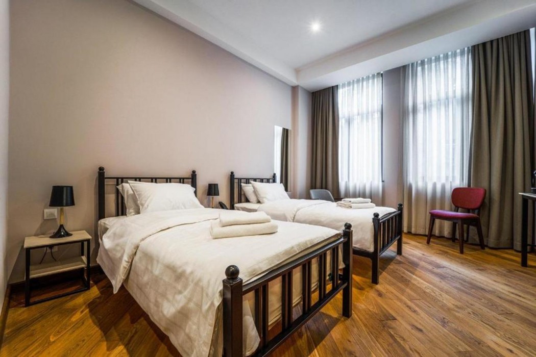 Makmani Hotel 13/62