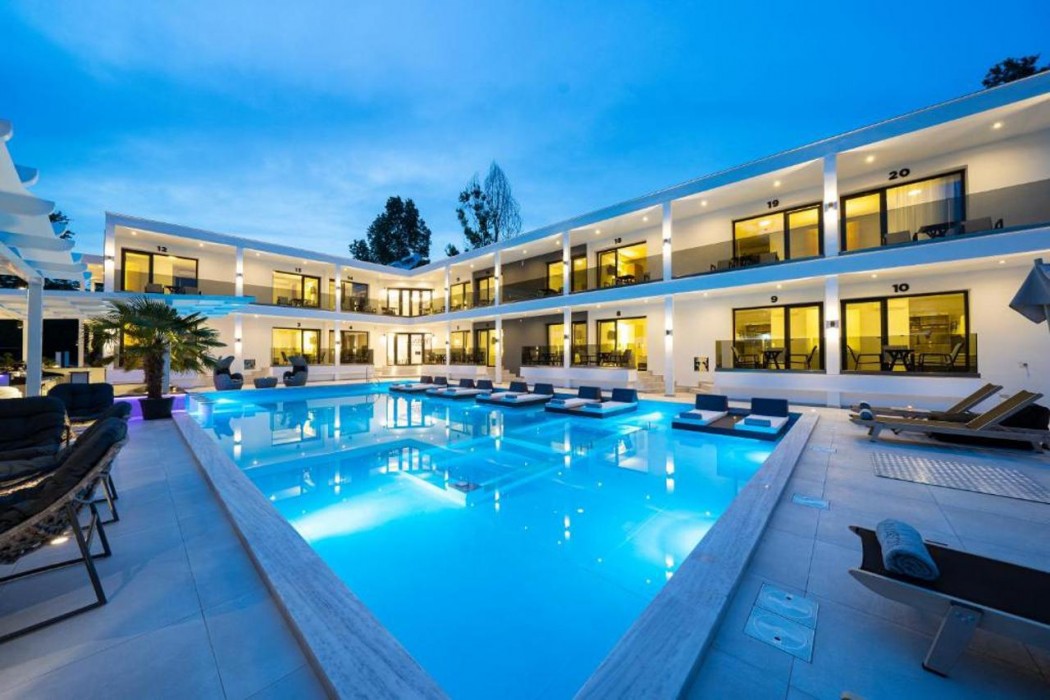 Avaton Luxury Resort and Spa 29/49